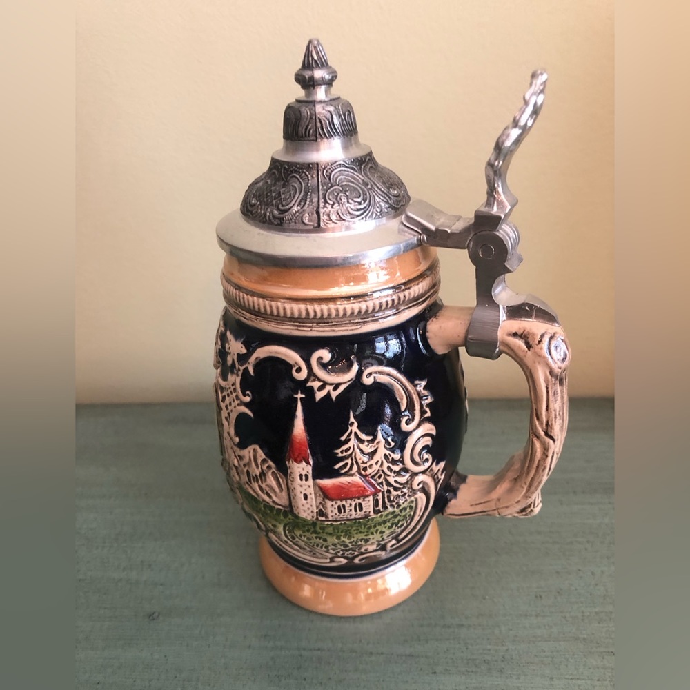 Handarbeit lidded stein made in Germany vintage